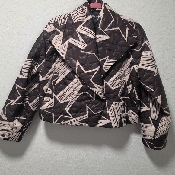 Star Pattern Cropped Quilted Jacket - Picture 3 of 10